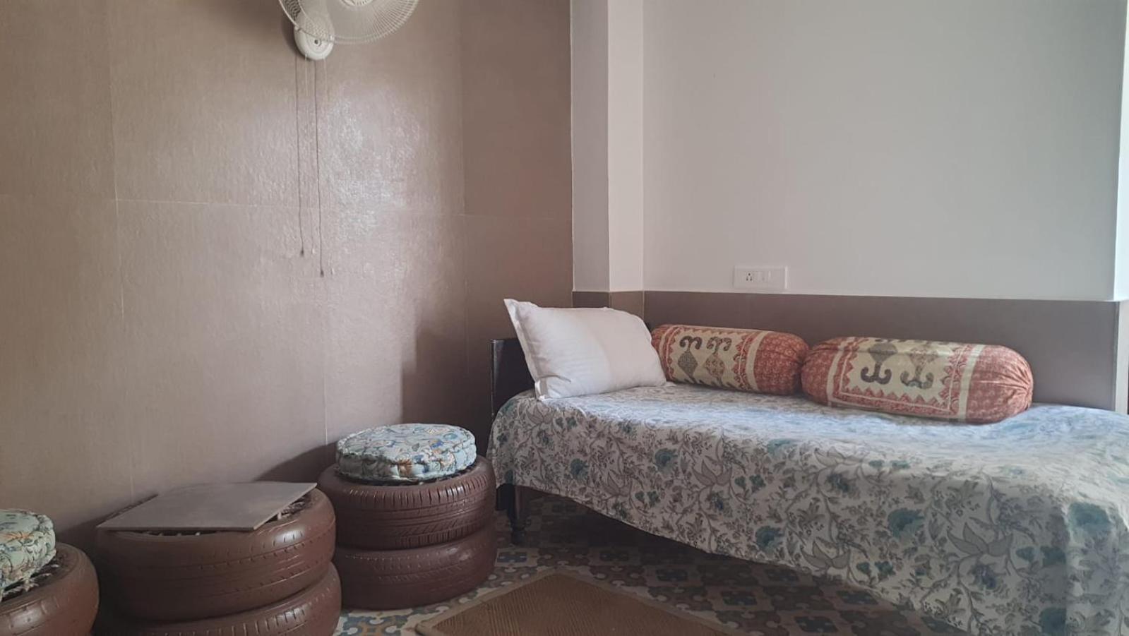 Jaisal Castle Homestay Jaipur Exteriör bild