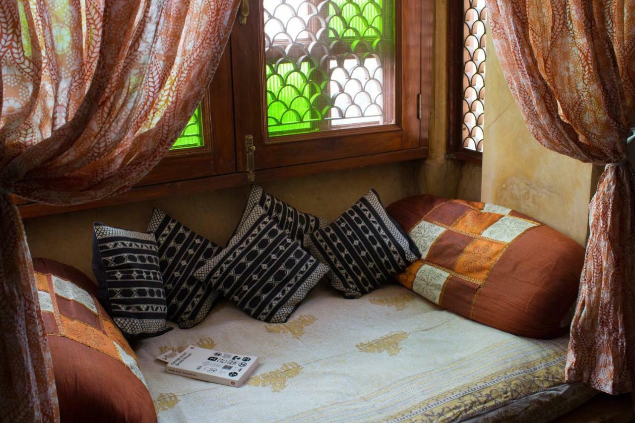 Jaisal Castle Homestay Jaipur Exteriör bild