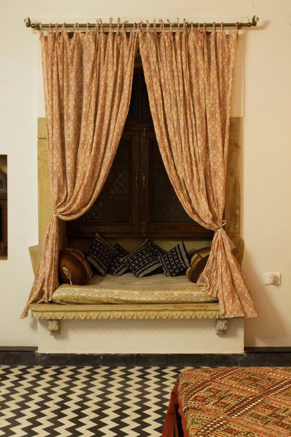Jaisal Castle Homestay Jaipur Exteriör bild